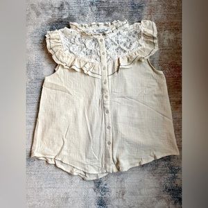 Daisy Lane Biege Lace Top shirt